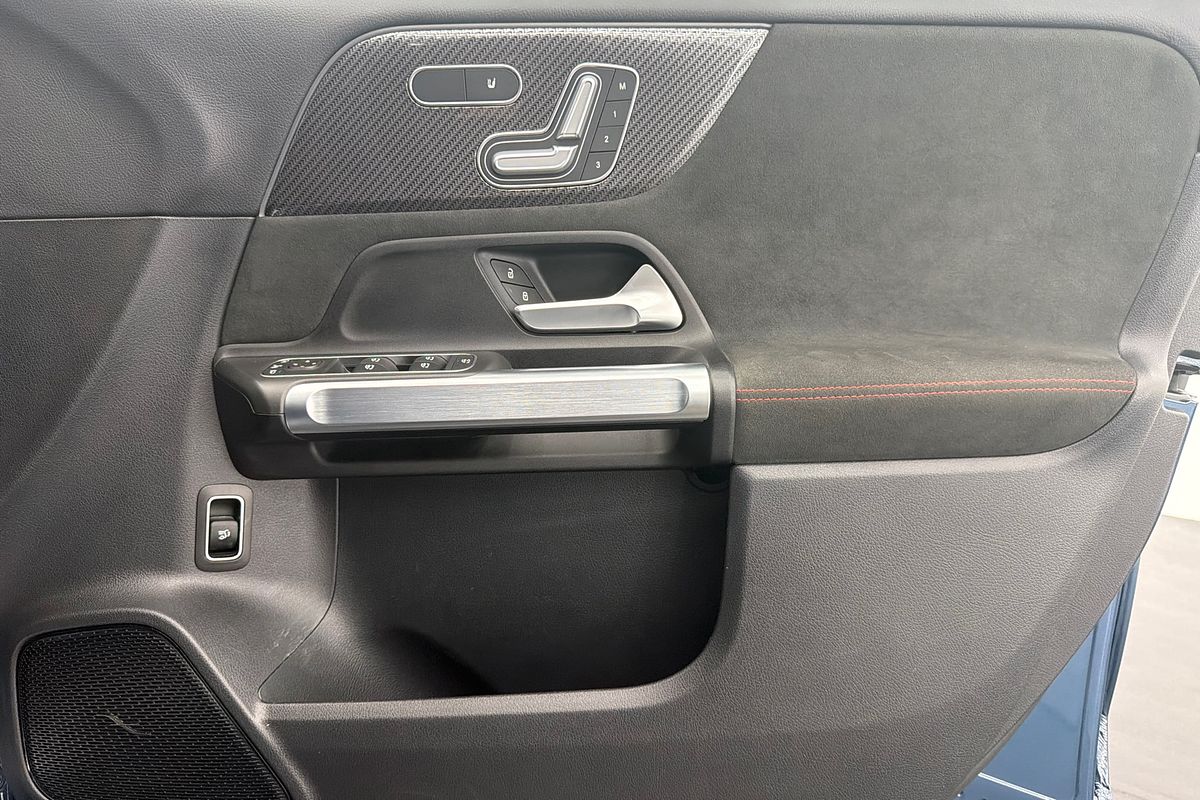 2021 Mercedes-Benz GLB-Class GLB250 X247