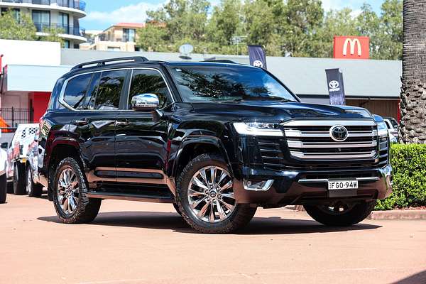 2022 Toyota Landcruiser Sahara ZX FJA300R