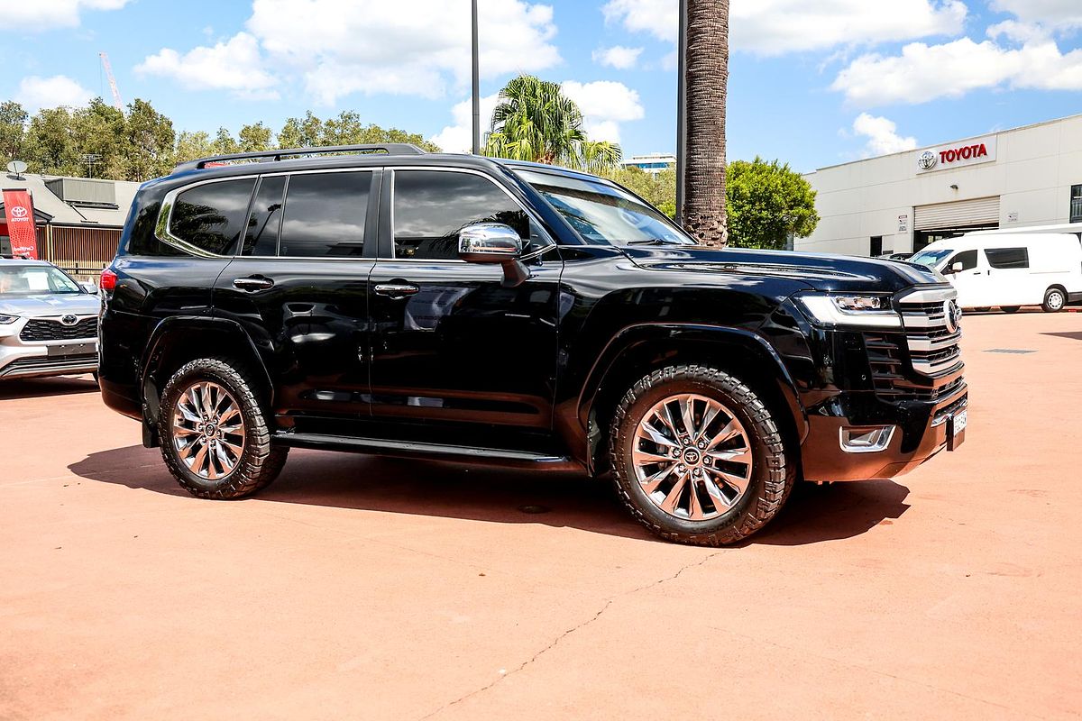 2022 Toyota Landcruiser Sahara ZX in Black | Used SUV | Stock