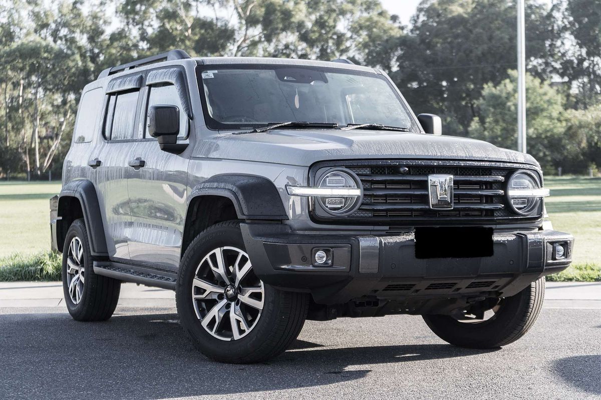 2024 GWM Tank 300 Ultra Hybrid P01