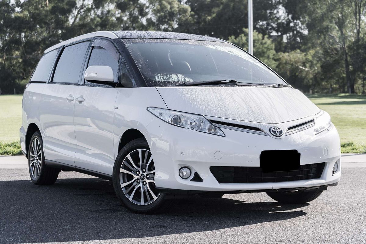 2016 Toyota Tarago Ultima GSR50R
