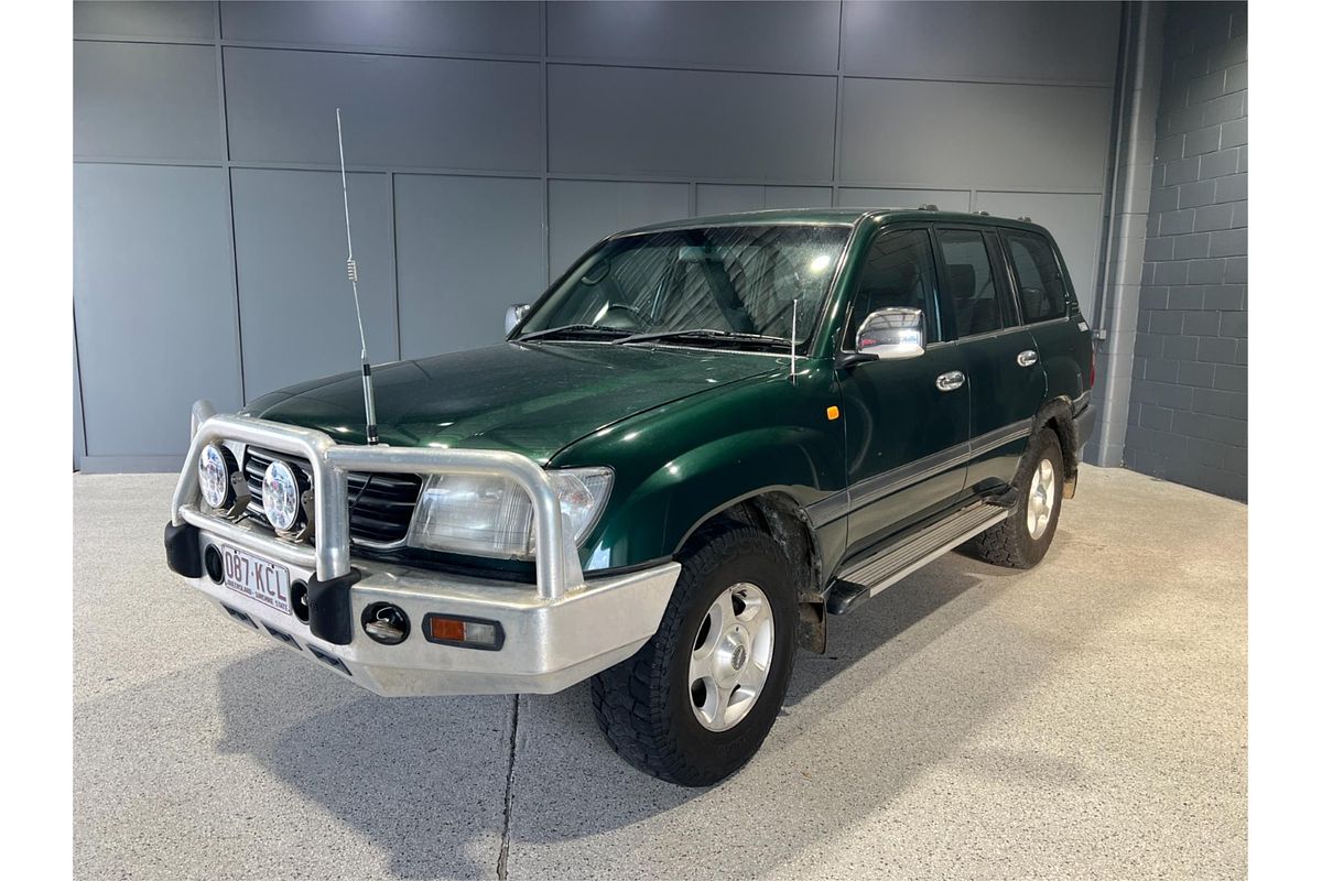 2002 Toyota Landcruiser GXL HDJ100R