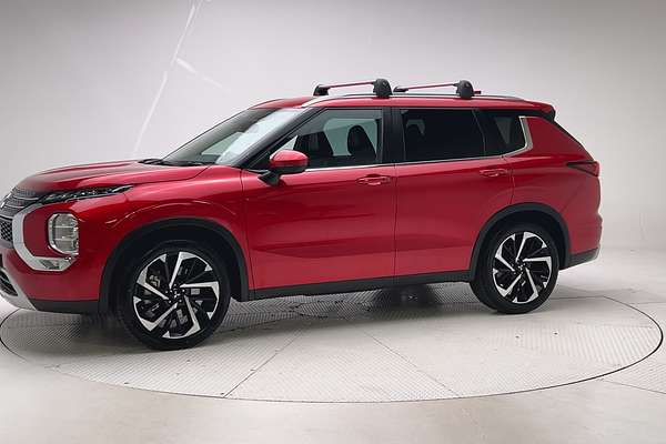 2023 Mitsubishi Outlander Aspire ZM thumb-3
