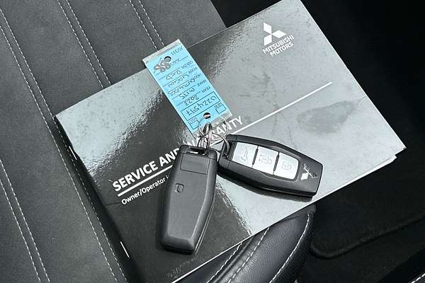 2023 Mitsubishi Outlander Aspire ZM thumb-22