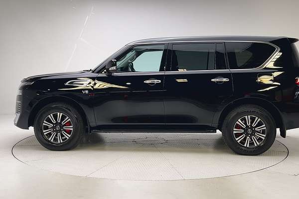 2024 Nissan Patrol Ti Y62 thumb-4