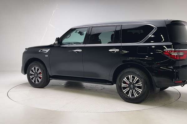 2024 Nissan Patrol Ti Y62 thumb-5