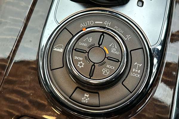 2024 Nissan Patrol Ti Y62 thumb-17