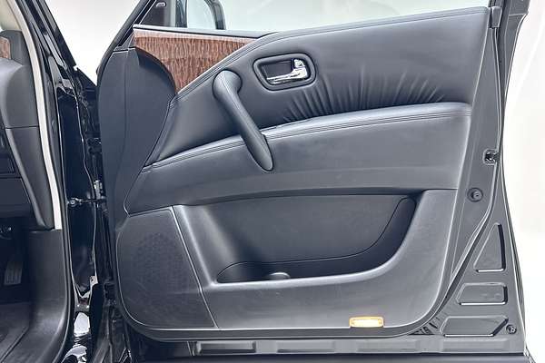 2024 Nissan Patrol Ti Y62 thumb-18