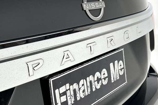 2024 Nissan Patrol Ti Y62 thumb-21