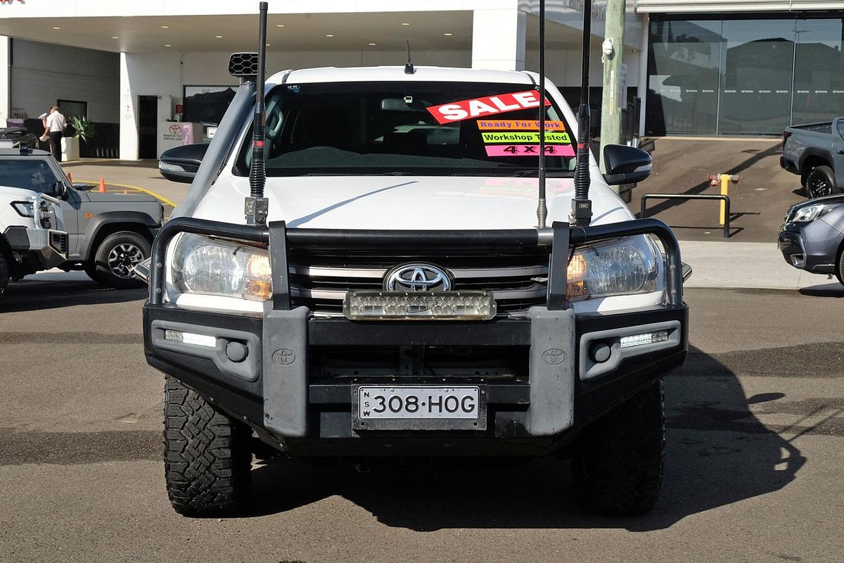 2016 Toyota Hilux SR GUN126R 4X4