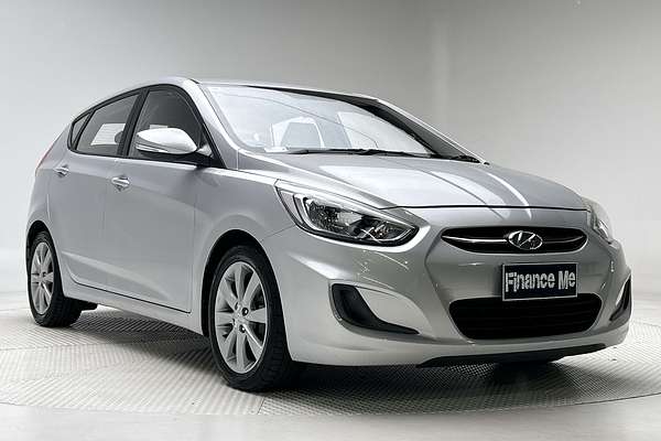 2017 Hyundai Accent Sport RB5 thumb-0