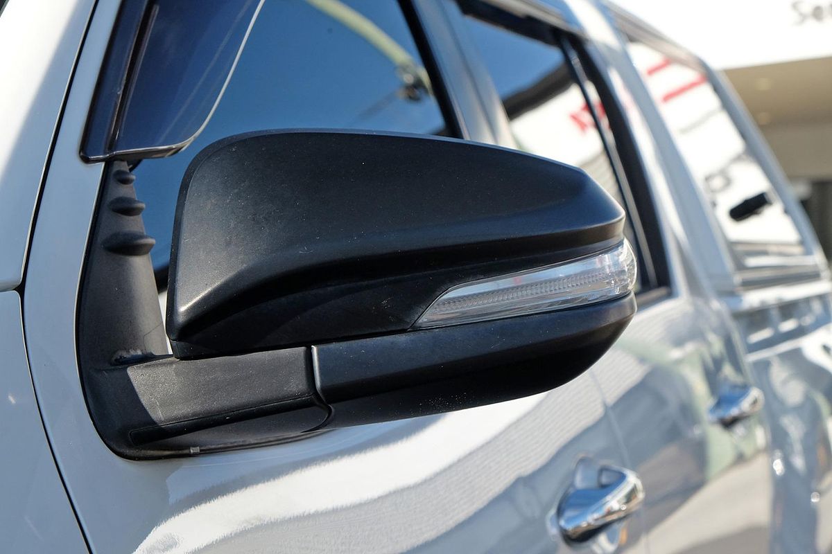 2016 Toyota Hilux SR GUN126R 4X4