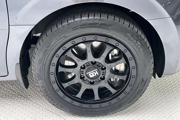 2023 Hyundai STARIA US4.V2 thumb-9