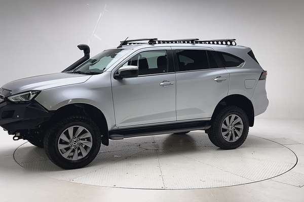 2023 Isuzu MU-X LS-U thumb-3