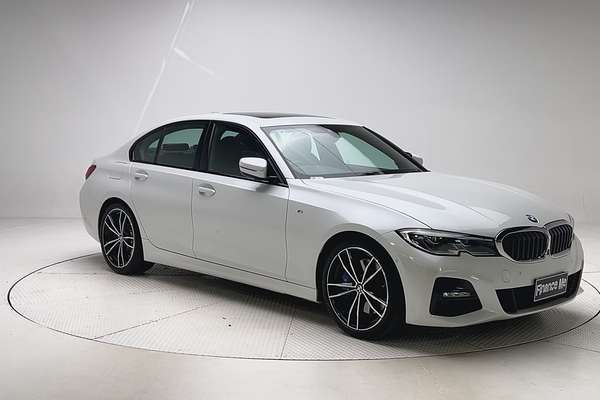 2022 BMW 3 Series 330i M Sport G20 thumb-1