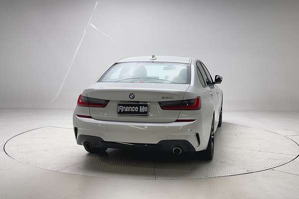 2022 BMW 3 Series 330i M Sport G20 thumb-6