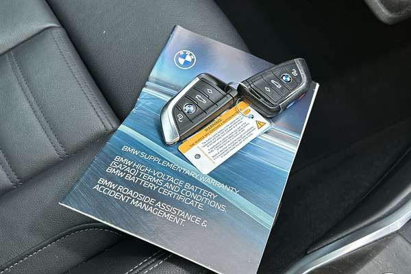 2022 BMW 3 Series 330i M Sport G20 thumb-22