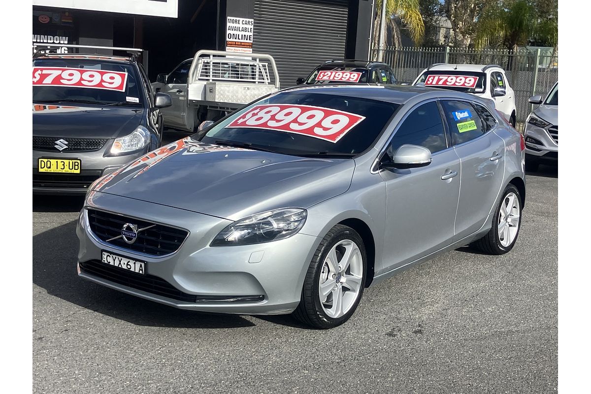 2014 Volvo V40 D4 Luxury