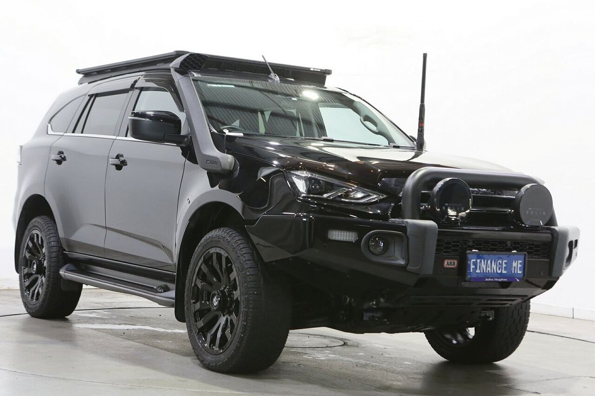 2021 Isuzu MU-X LS-T