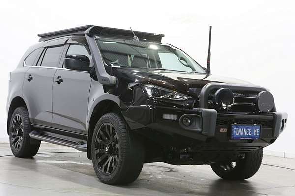 2021 Isuzu MU-X LS-T