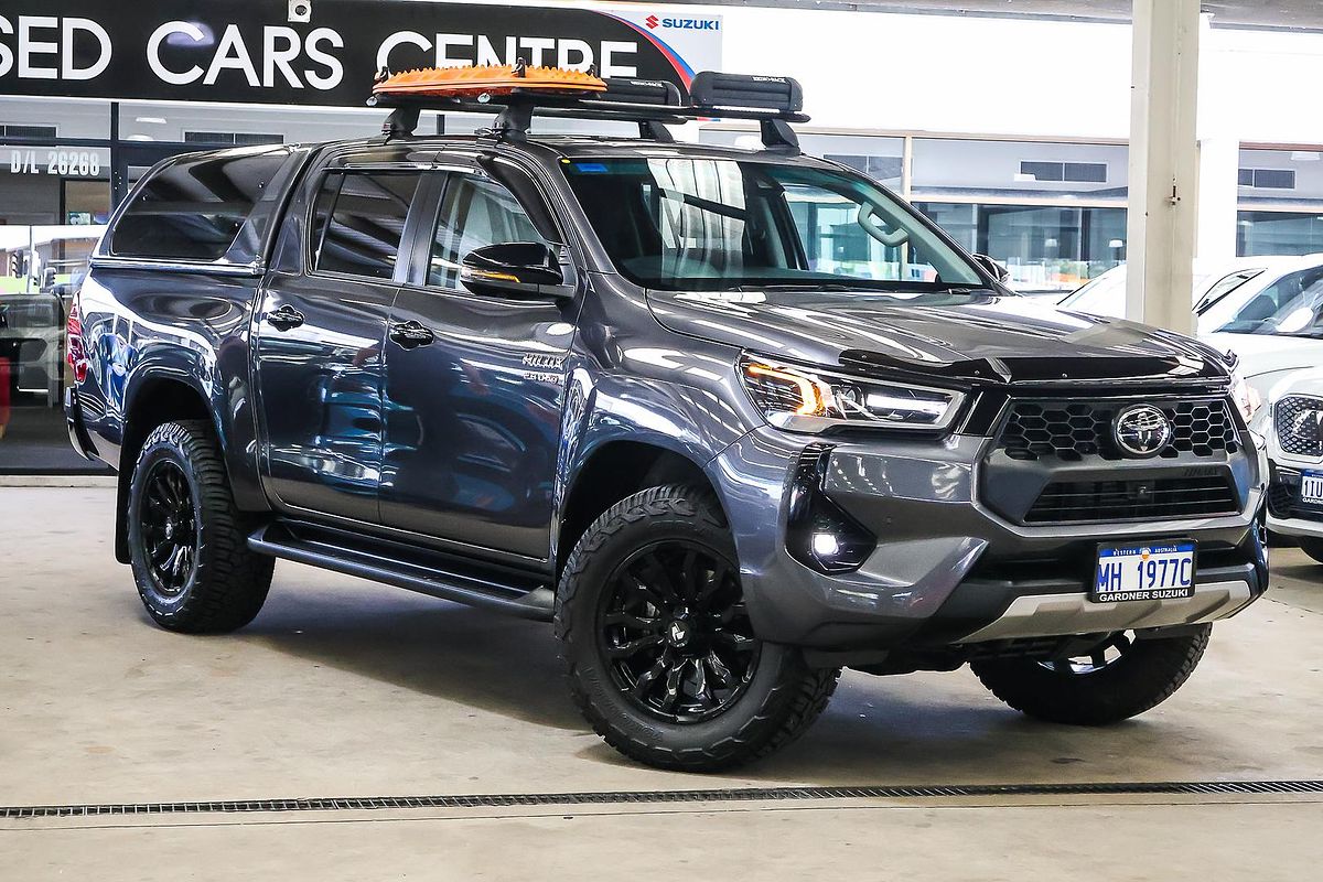 2024 Toyota Hilux SR5 48V GUN126R 4X4