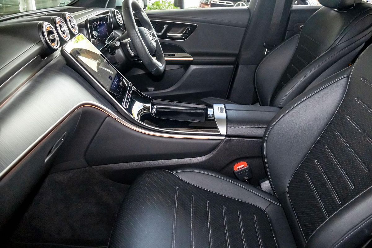 X254 805+055MY GLC300 WAG 9G 9 sp 2.0T/17kW