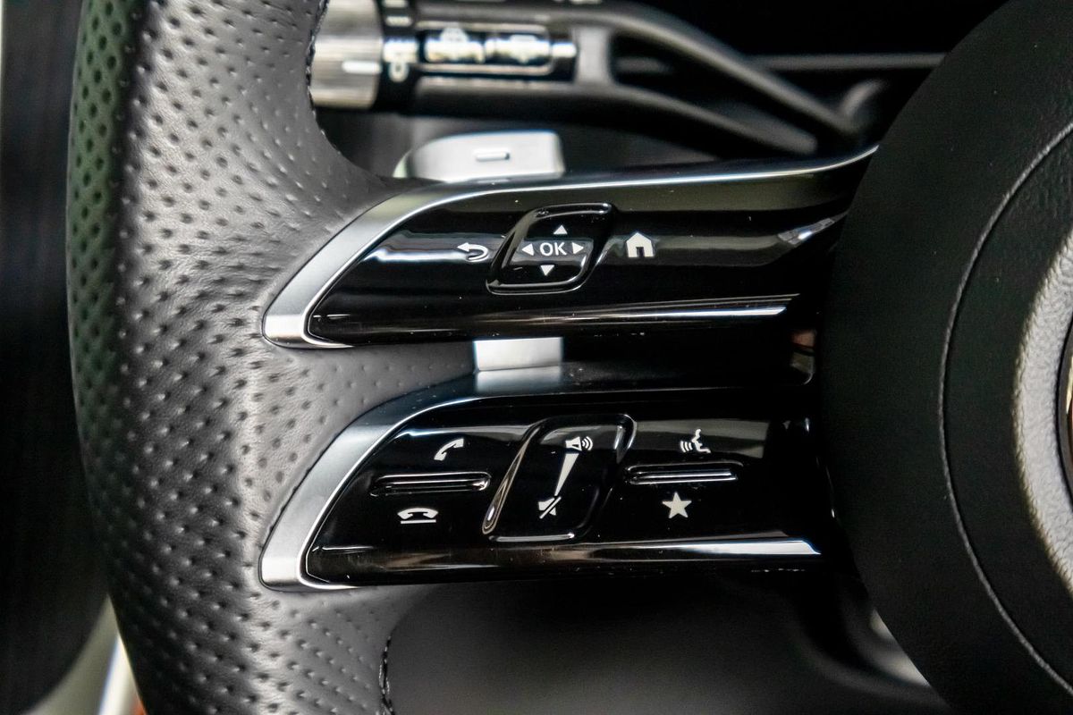 X254 805+055MY GLC300 WAG 9G 9 sp 2.0T/17kW