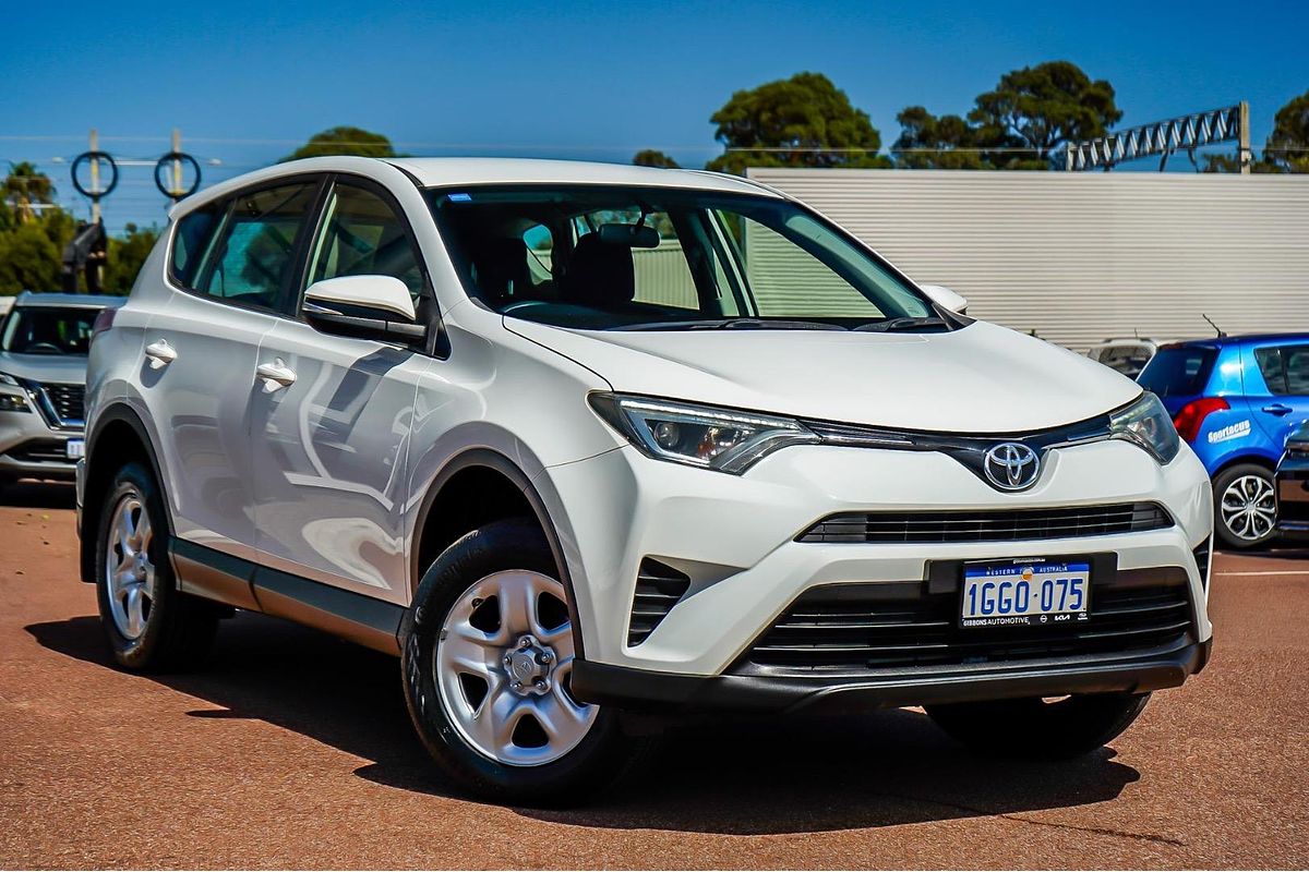 2017 Toyota RAV4 GX ZSA42R
