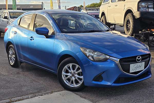 2017 Mazda 2 Maxx DL Series