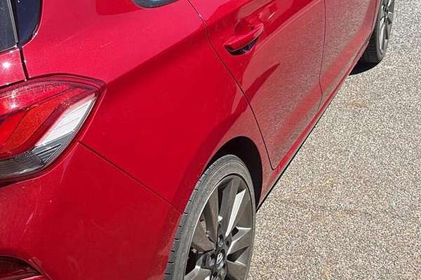 2018 Hyundai i30 SR Premium PD thumb-2