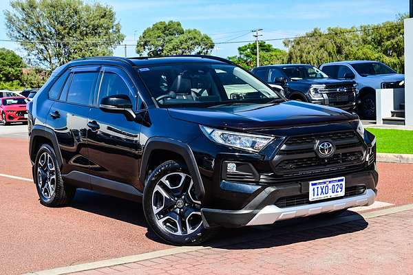 2021 Toyota RAV4 Edge AXAA54R