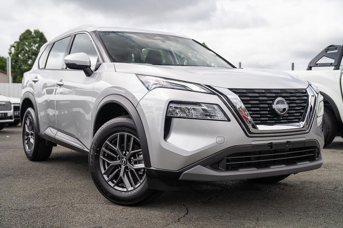 2025 Nissan X-TRAIL ST T33