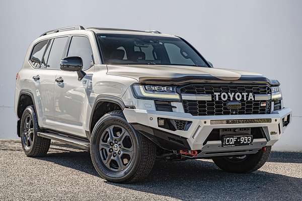 2023 Toyota Landcruiser GR Sport FJA300R