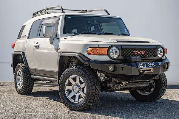 2016 Toyota FJ Cruiser GSJ15R