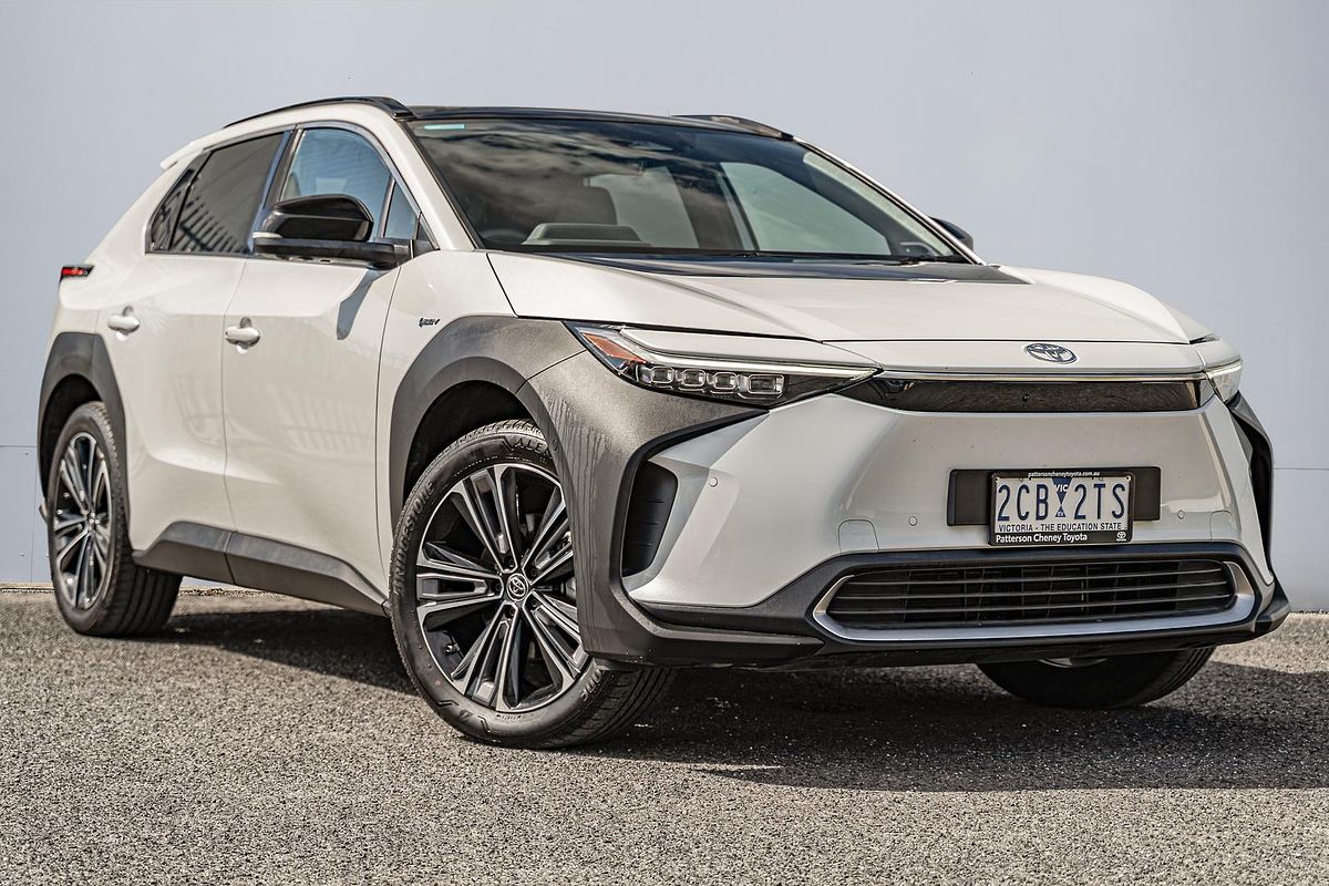 2024 Toyota bZ4X YEAM15R