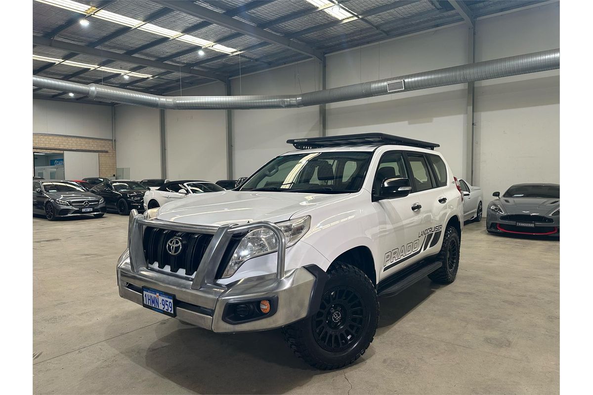 2016 Toyota Landcruiser GX VDJ200R