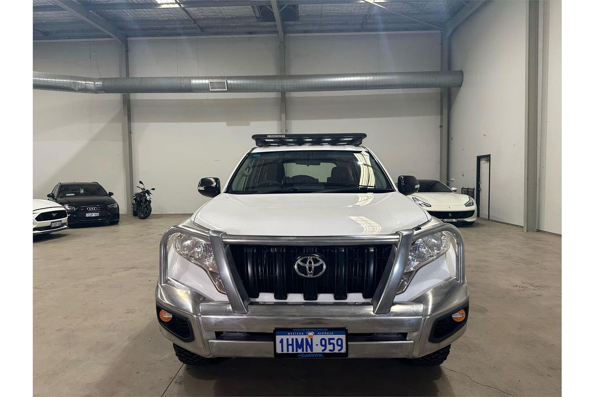 2016 Toyota Landcruiser GX VDJ200R