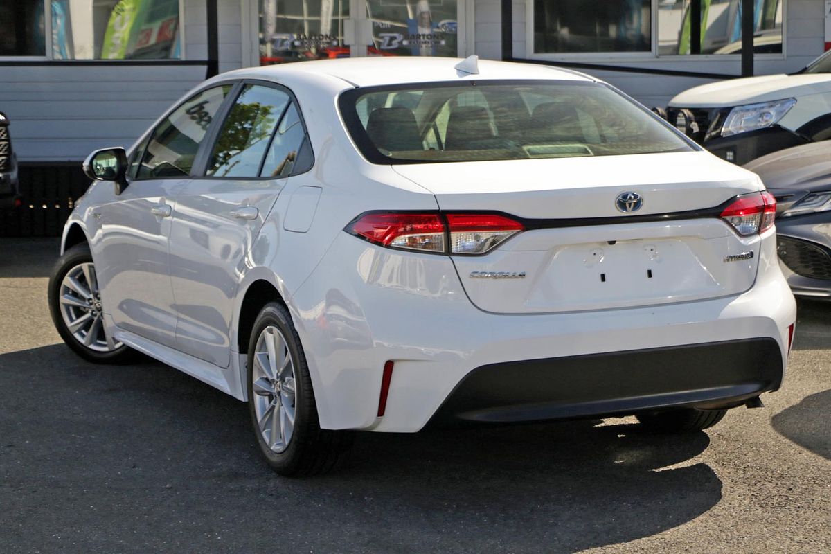 2022 Toyota Corolla Ascent Sport Hybrid ZWE211R