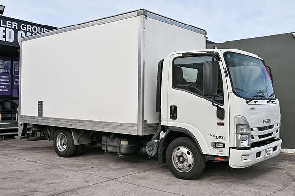 2022 Isuzu N Series NNR 45-150  4x2 MWB