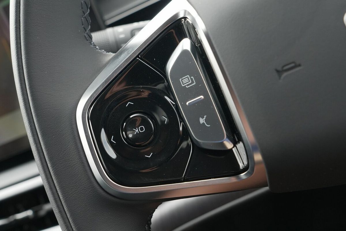 2025 Geely Starray EM-i Complete P145