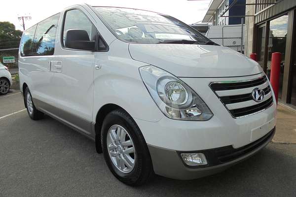 2016 Hyundai iMax TQ3-W Series II