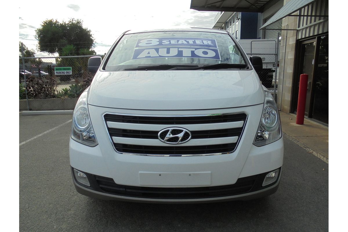 2016 Hyundai iMax TQ3-W Series II