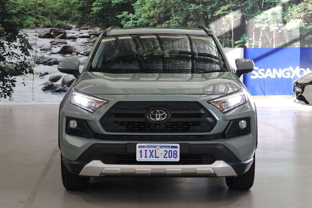 2019 Toyota RAV4 Edge AXAA54R