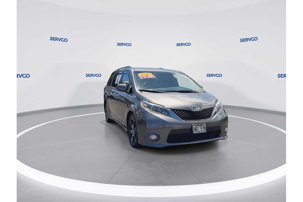 2016 Toyota SIENNA SE