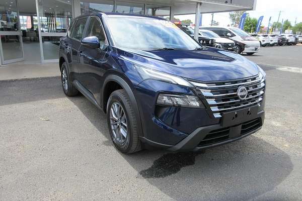 2025 Nissan X-TRAIL ST T33