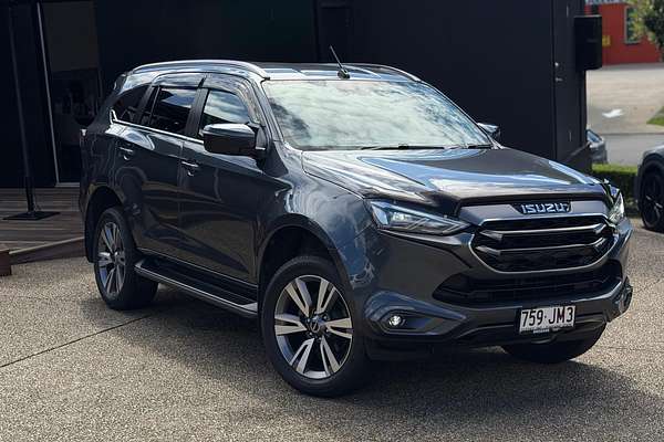 2023 Isuzu MU-X LS-T