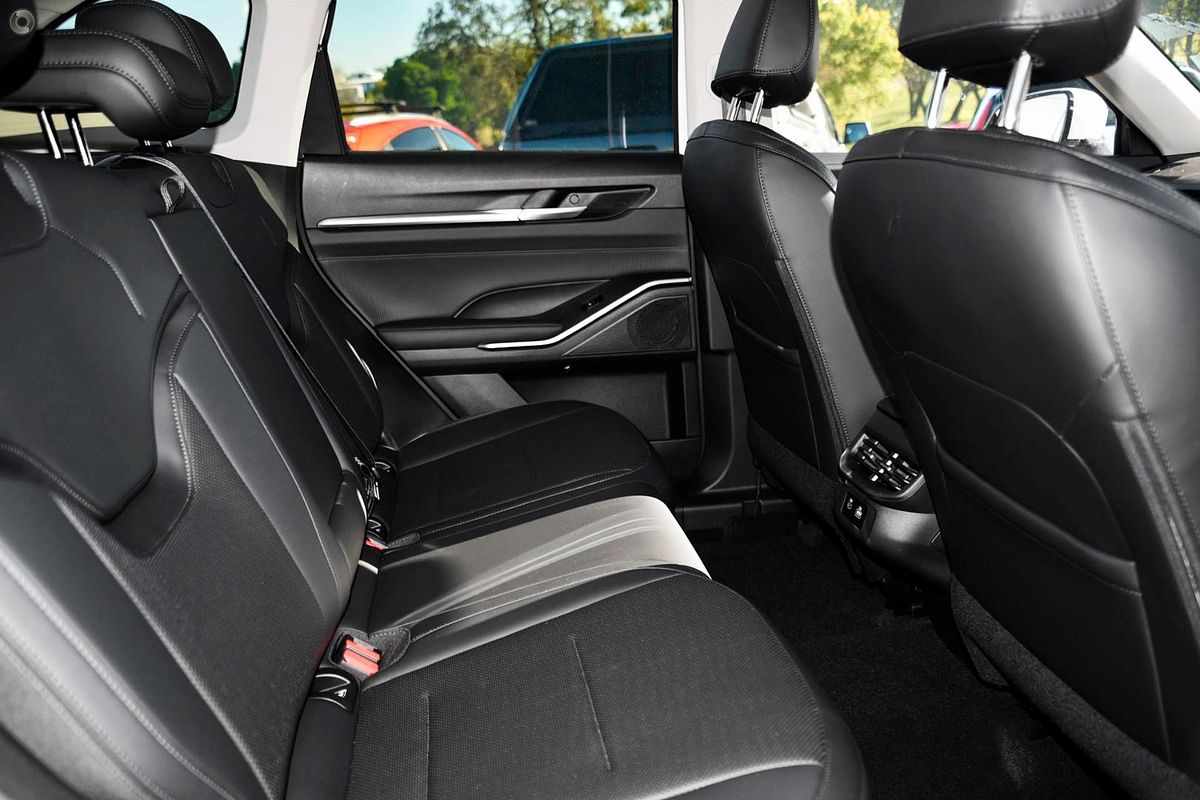 2026 GWM Haval H6 Ultra B01