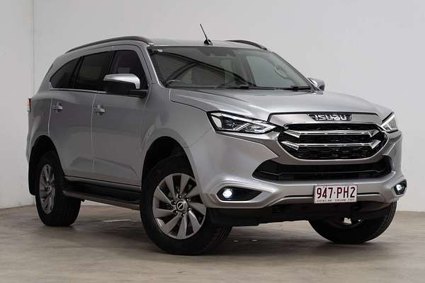 2022 Isuzu MU-X LS-U