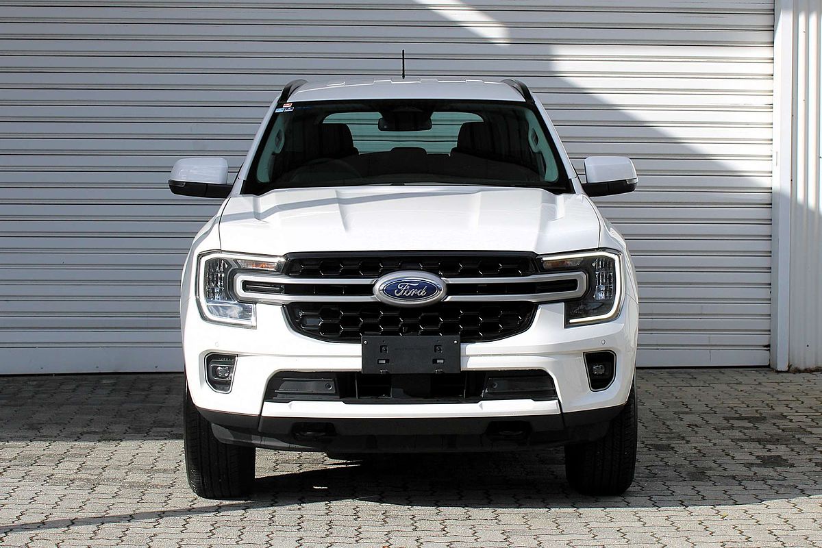 2025 Ford Everest Ambiente 2.0L