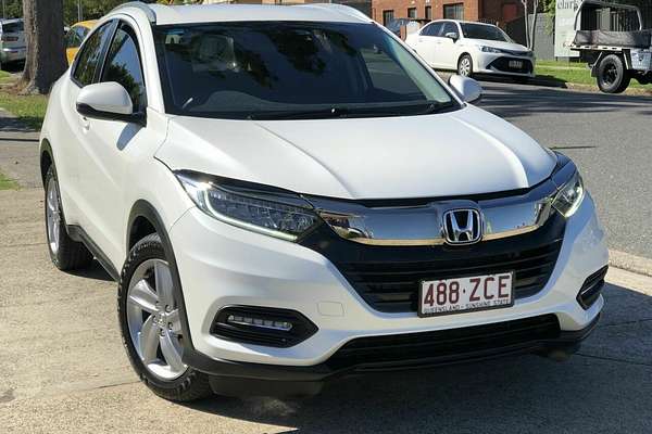 2019 Honda HR-V +LUXE